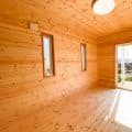 カリフォルニア風サーファーズハウスの平屋の居室｜つくばみらい市の注文住宅,ログハウスのような木の家を低価格で建てるならエイ・ワン