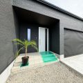 ガレージ｜行方市のロケーションを活かした60坪ガレージハウスの二階建て