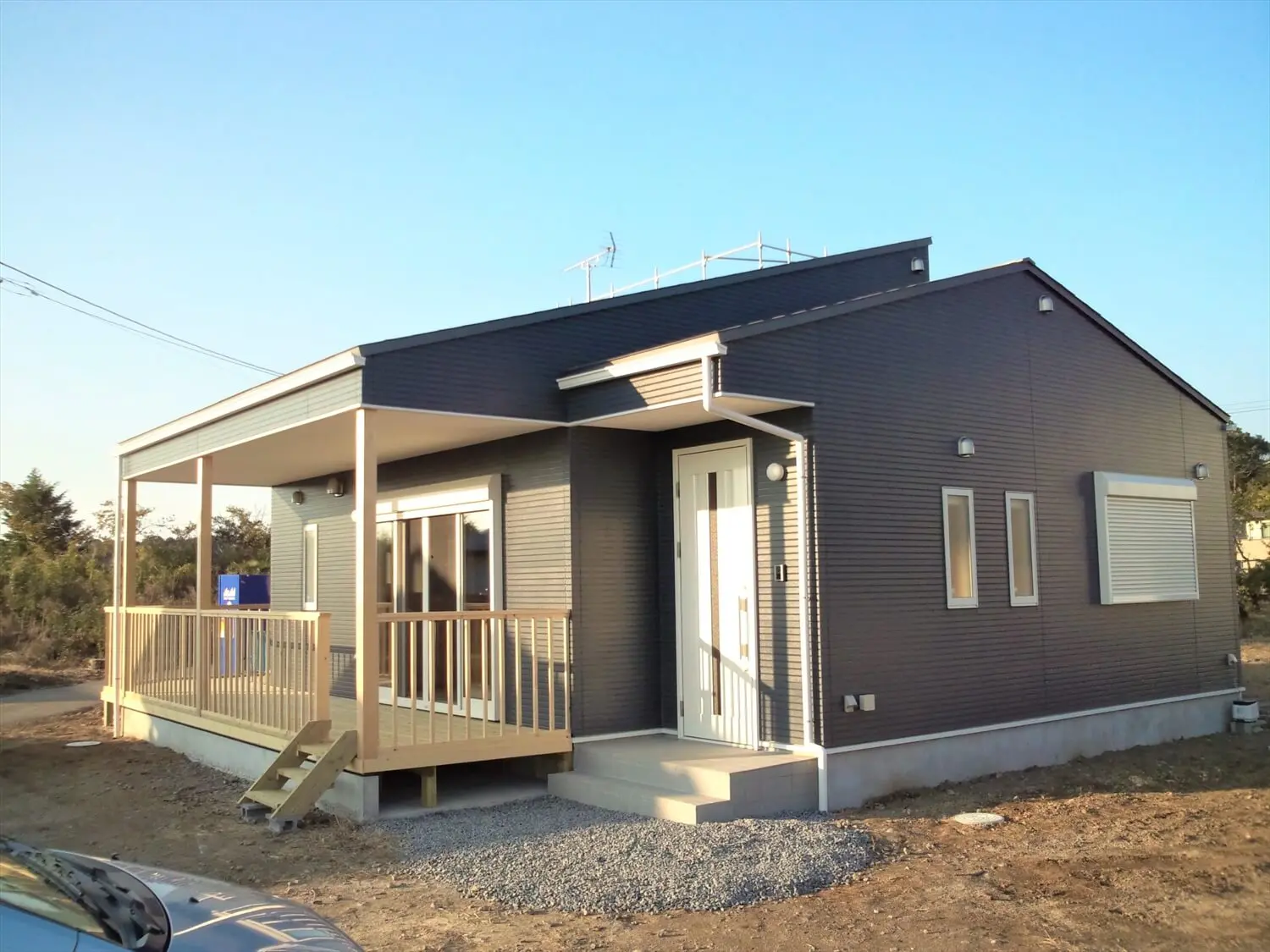 ログハウス風住宅, 平屋 水戸市の平屋｜ウッドデッキとロフトのある家